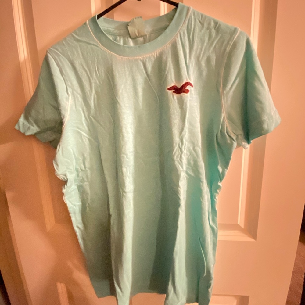 Hollister t-shirt